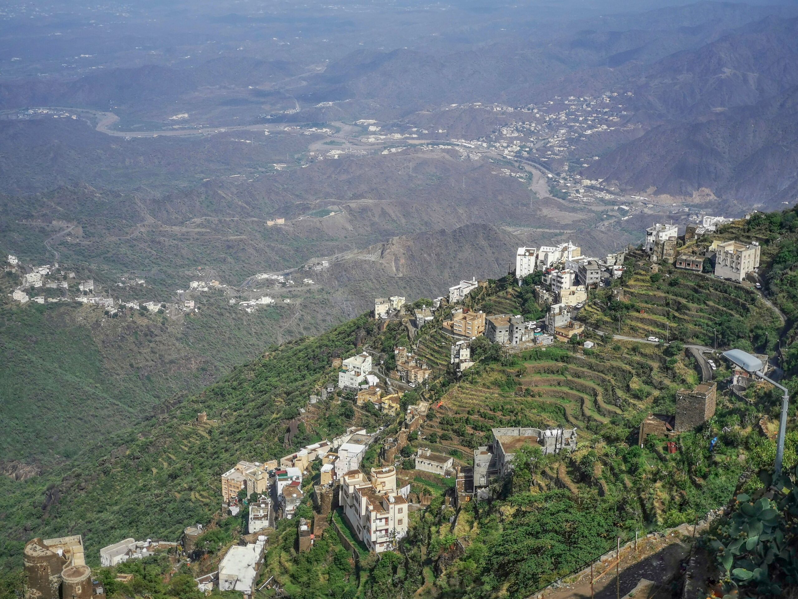 جبال فيفا في منطقة جازان السعودية - منصة عقار